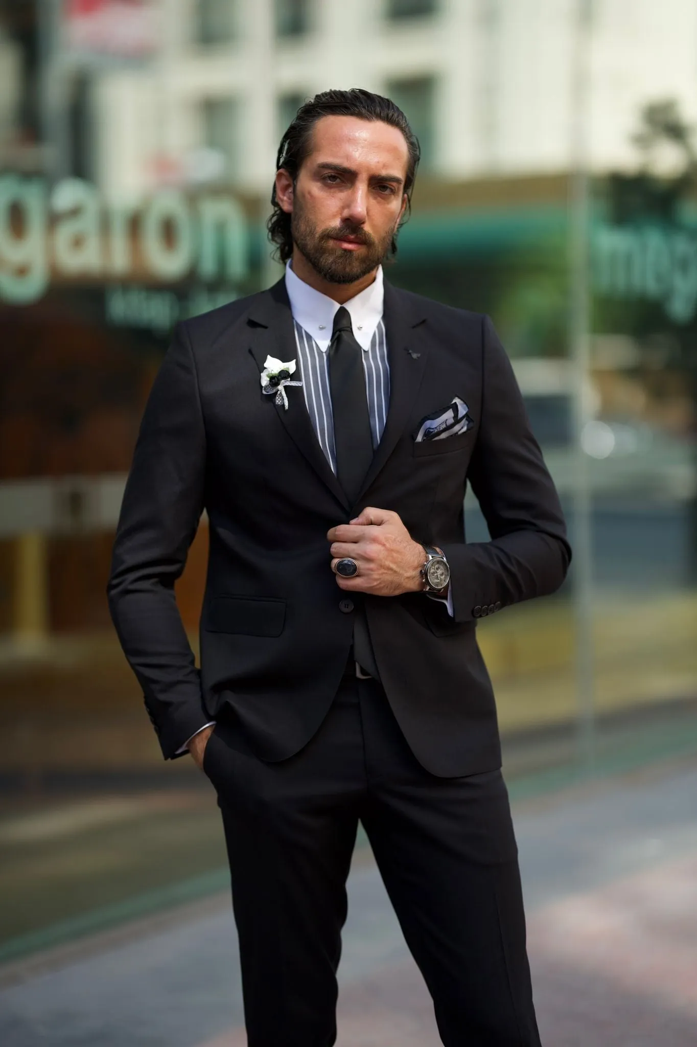 Bojoni Uluwatu Slim Fit Black Mono Collar Suit