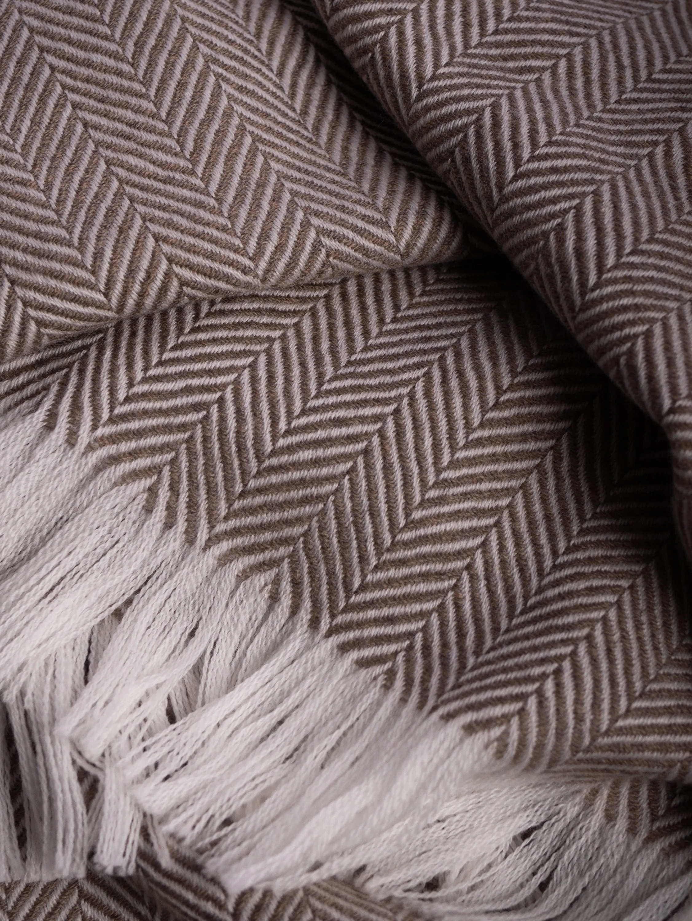 HERRINGBONE SCARF <br> MUSHROOM