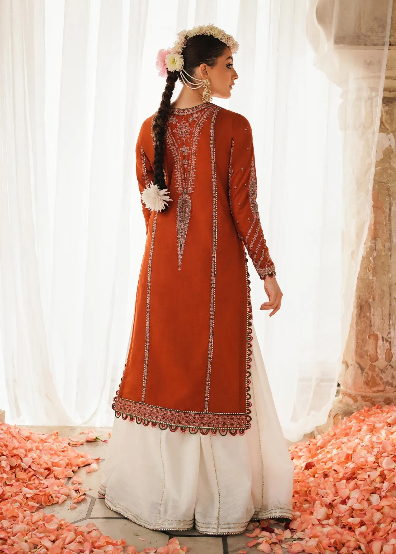 Hussain Rehar Phoolan Devi Winter Khaddar Collection – Ladaan