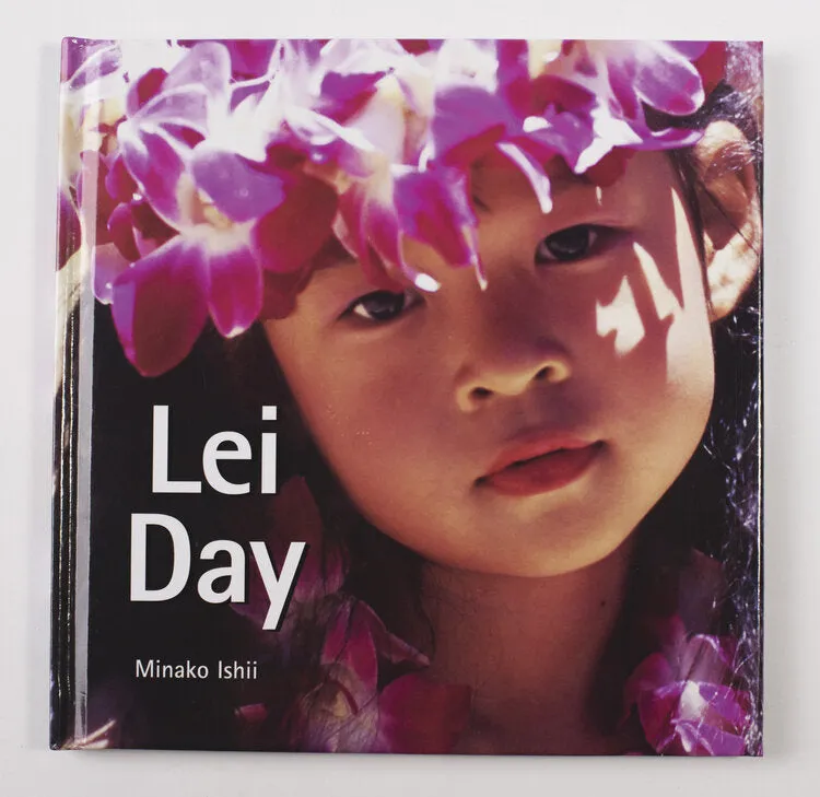 May Day / Lei Day - Flip Book by Minako Ishii, Jeffrey Kent