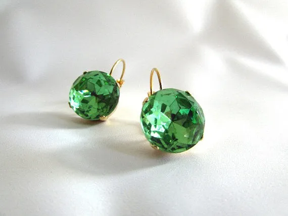 Peridot Green Paste Glass Earrings - Medium Round