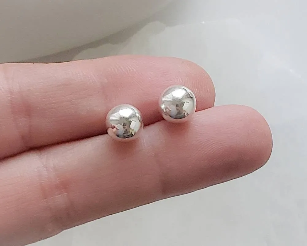 Round Stud Earrings