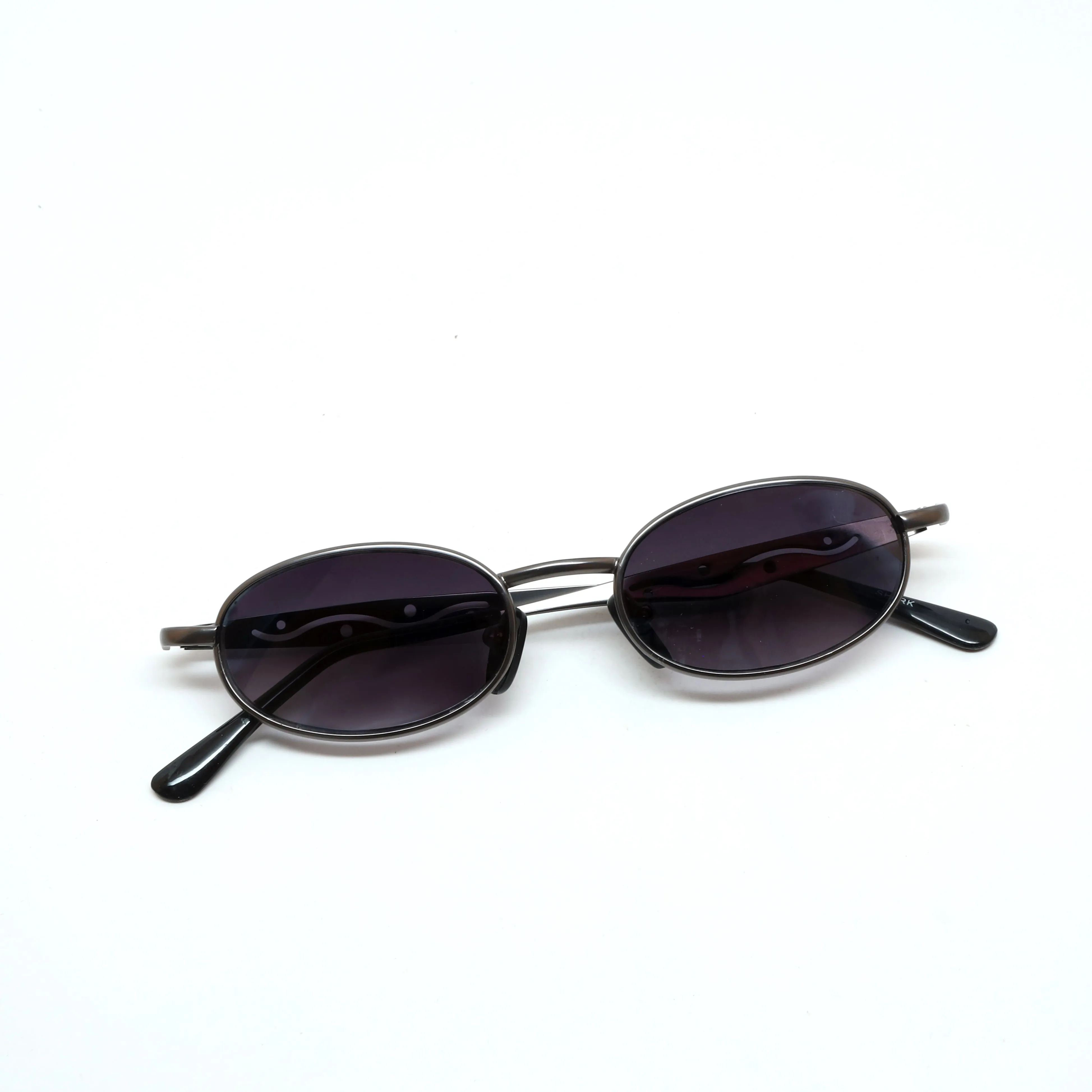 //Style G028// Small Size Mini 90s Deadstock Santa Fe Oval Sunglasses - Silver